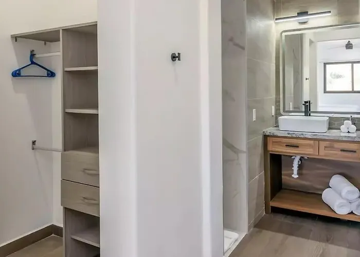 Elegant 6br Oasis With Ocean Views Pool & Golf *