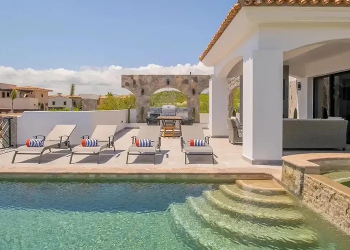 Elegant 6br Oasis With Ocean Views Pool & Golf