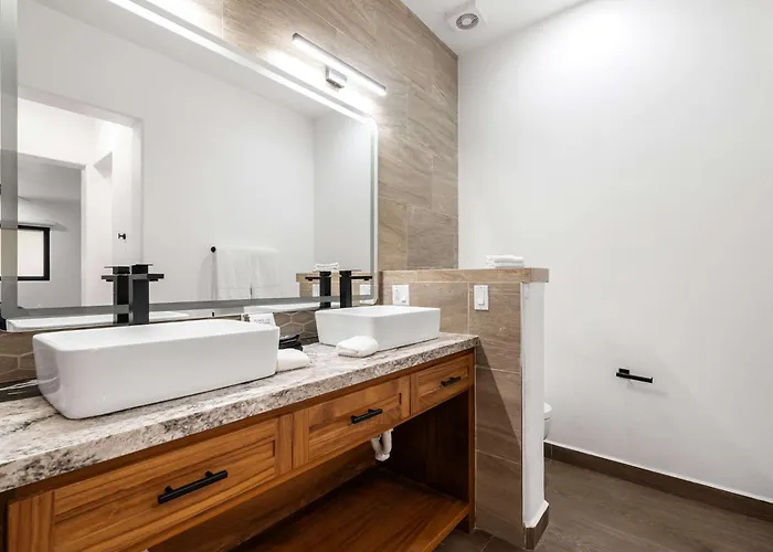 Сasa de vacaciones Elegant 6br Oasis With Ocean Views Pool & Golf